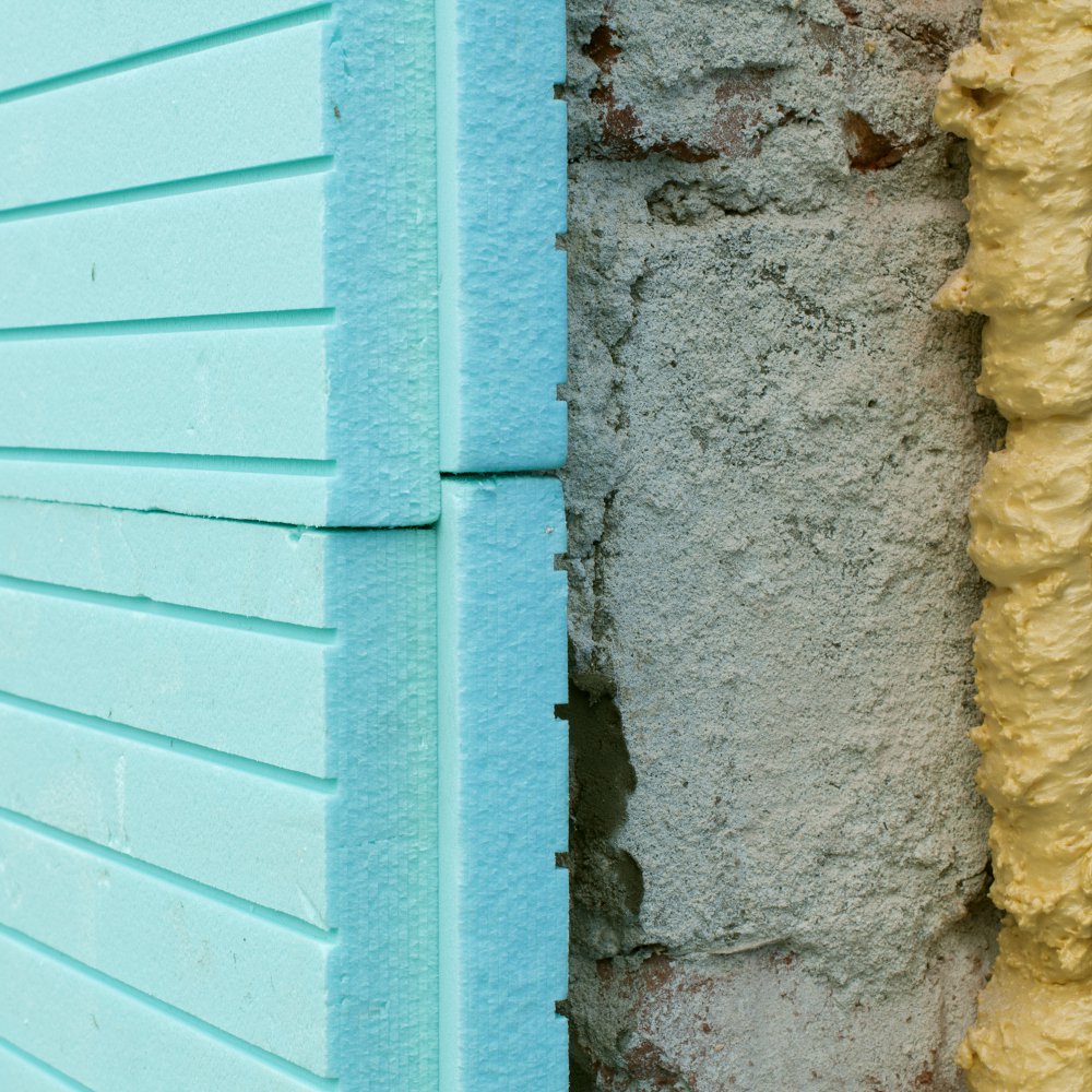 découvrez nos solutions efficaces d'isolation phonique pour un intérieur calme et paisible. réduisez les nuisances sonores et améliorez votre confort acoustique facilement.