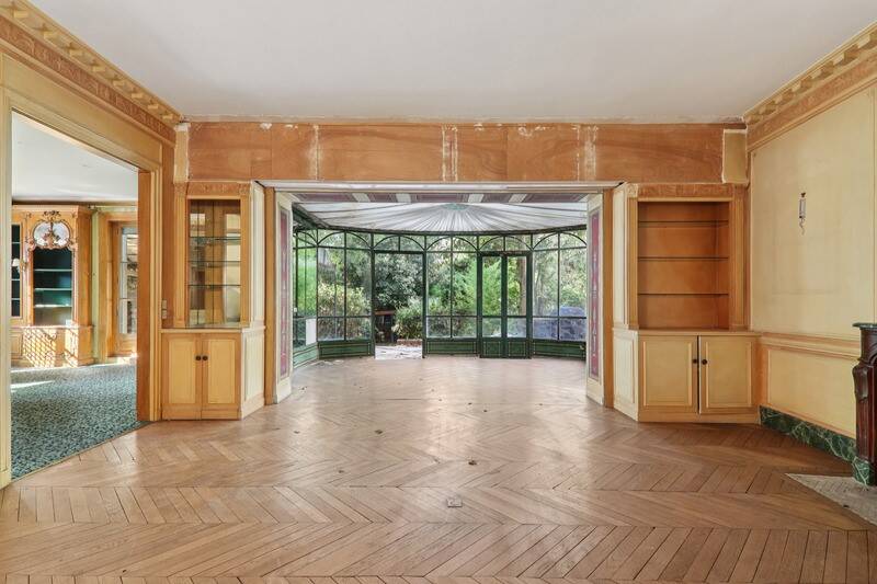 maison à rénover proche du 15e arrondissement de paris, idéale pour investissement ou projet personnalisé. découvrez un potentiel unique au cœur de la capitale.