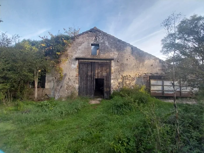 maison ferme a renover pres paris découvrez cette maison ferme à rénover située près de paris, idéale pour un projet de rénovation alliant charme authentique et proximité de la capitale.