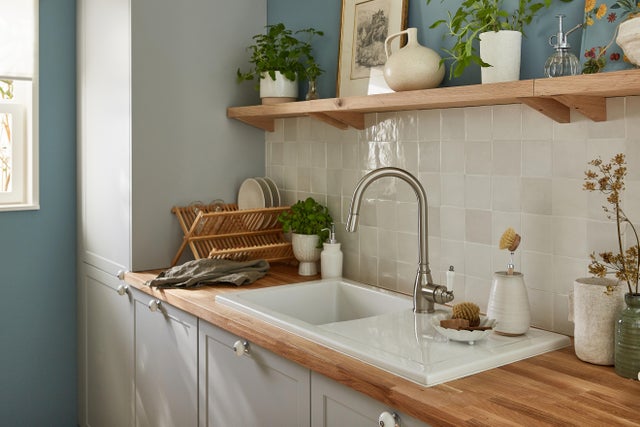 découvrez par où commencer la rénovation de votre cuisine avec nos conseils pratiques et étapes clés pour un projet réussi.