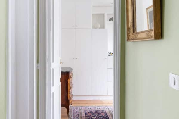 peintre paris 20 : expert local, intervient rapidement pour sublimer vos intérieurs avec des finitions professionnelles et un service personnalisé.