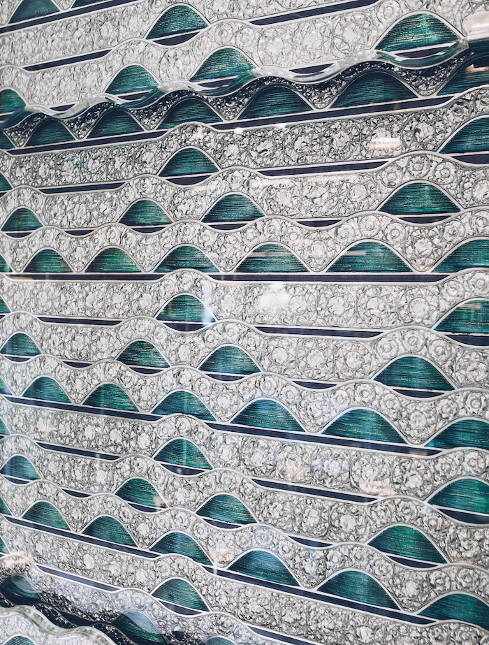 découvrez un platrier artisan d'excellence à paris, spécialiste en travaux de plâtrerie de haute qualité pour vos projets de rénovation et construction.