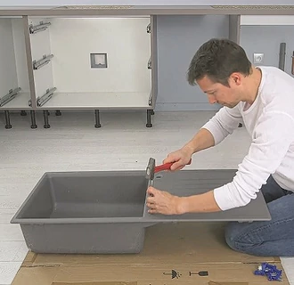 découvrez nos conseils pratiques pour poser facilement un évier encastrable et réussir votre installation de cuisine étape par étape.