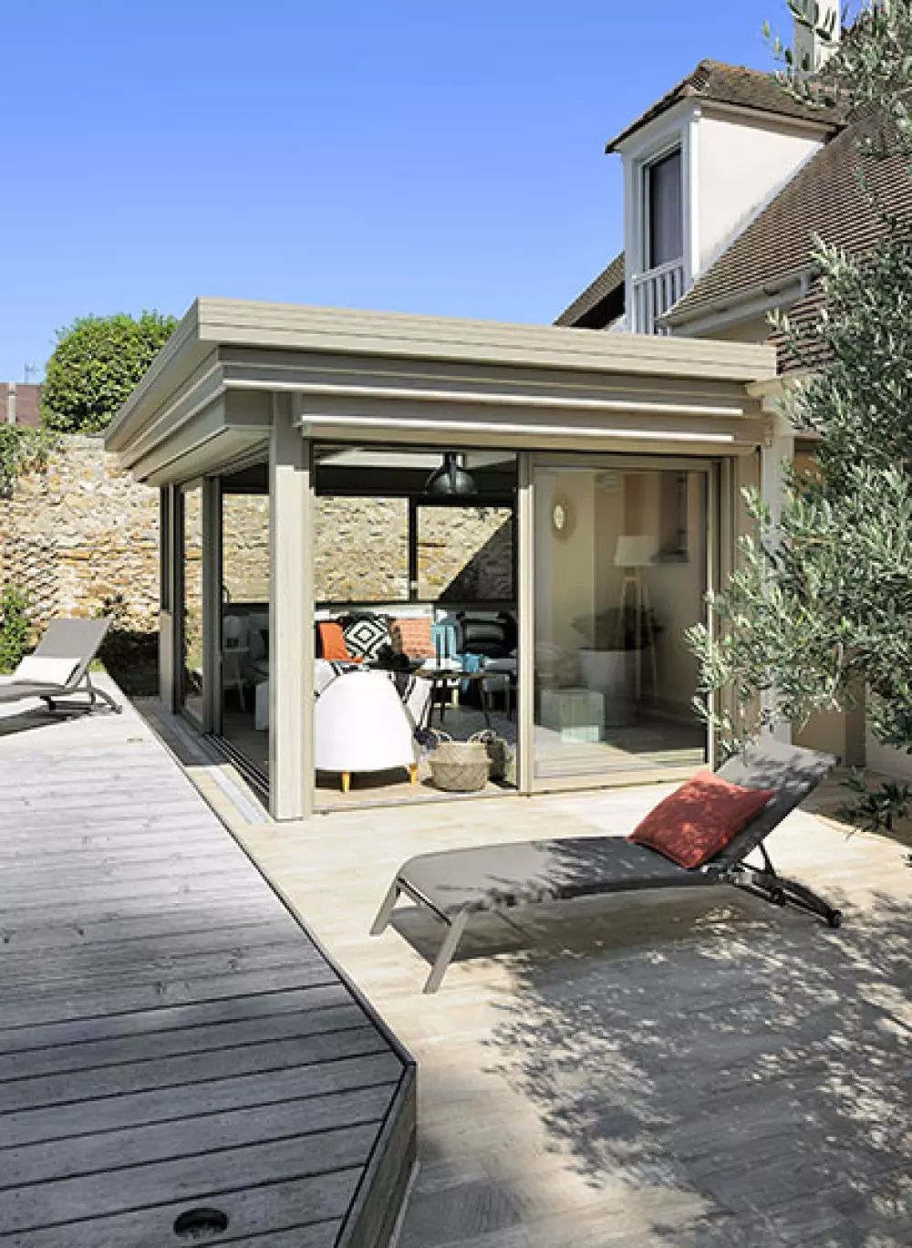 découvrez les prix moyens pour l'agrandissement de votre maison au mètre carré. estimez votre budget travaux maison facilement et obtenez des conseils pour optimiser vos coûts.