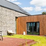 découvrez les prix des annexes en bois, des options durables et esthétiques pour agrandir votre espace extérieur. comparez les tarifs pour choisir la meilleure solution selon votre budget.