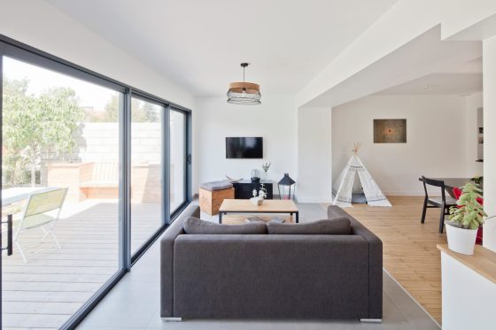 découvrez les différents prix des annexes de maison pour optimiser votre espace extérieur. guide complet des coûts et conseils pour choisir la meilleure option selon votre budget.