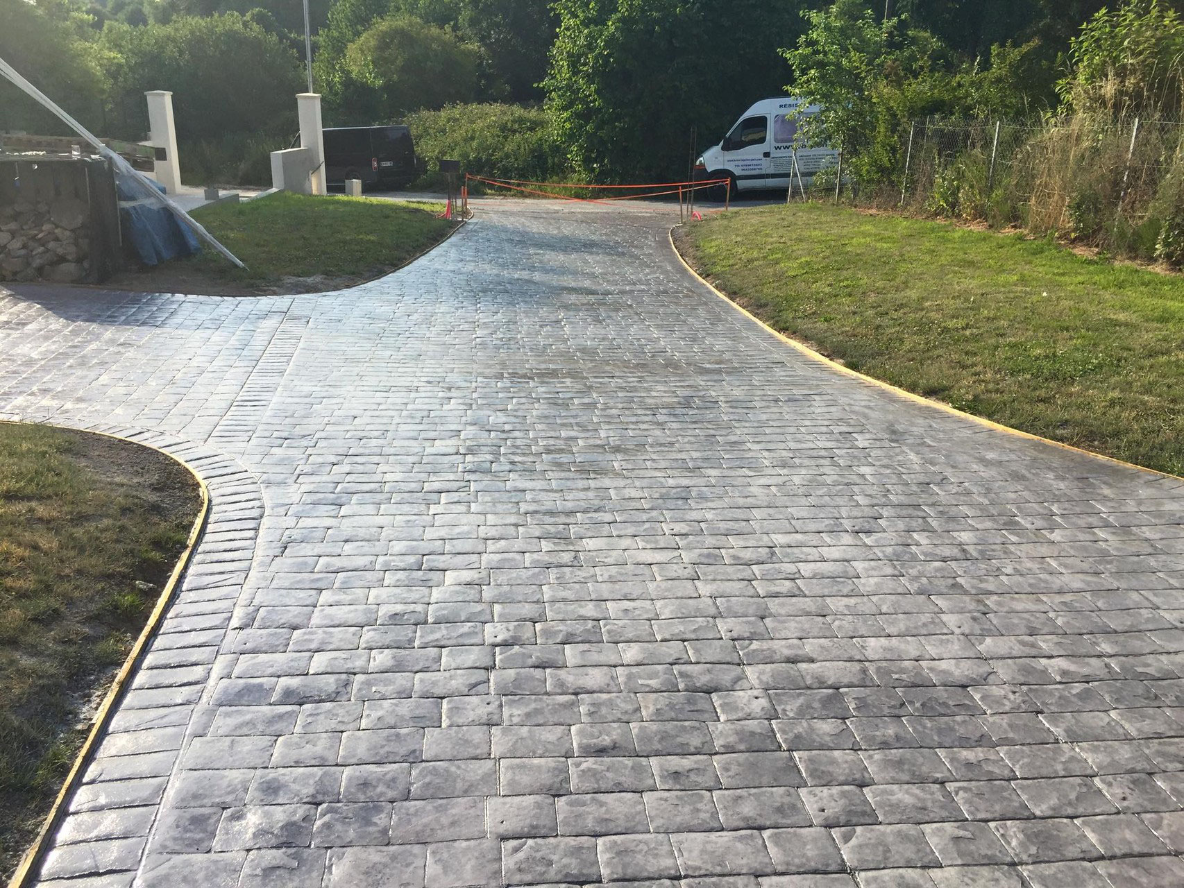 découvrez les prix du béton décoratif pour vos projets de construction et rénovation. comparez les coûts selon les types et finitions pour un choix adapté à votre budget.