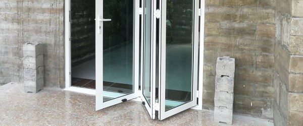 découvrez les prix pour le changement de votre baie vitrée. guide complet des tarifs, conseils et options pour un remplacement efficace et adapté à votre budget.