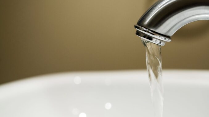 découvrez les tarifs pour le changement de robinet par un plombier professionnel. obtenez un devis clair et précis pour des réparations rapides et de qualité.