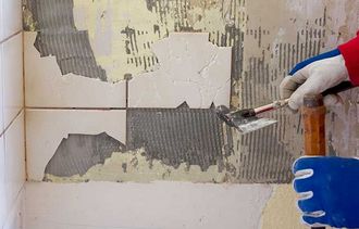 découvrez le prix de la dépose de carrelage, les facteurs qui influencent le coût et des conseils pour bien préparer vos travaux de rénovation.