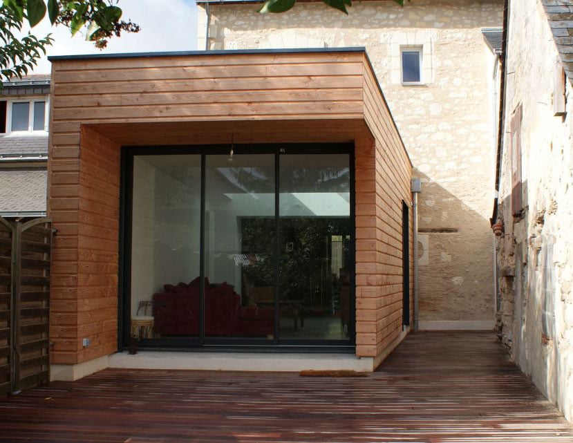 découvrez les prix des extensions en bois pour votre maison et trouvez des solutions adaptées à votre budget pour agrandir votre espace de vie.
