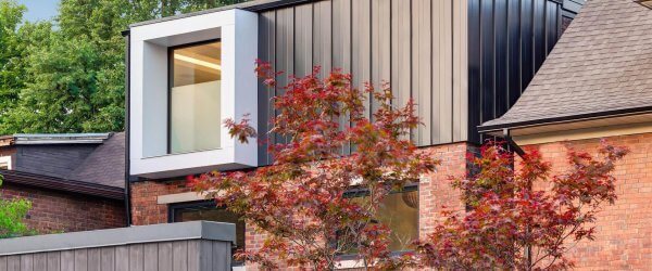 découvrez les coûts moyens pour une extension de maison avec étage : matériaux, main-d'œuvre et conseils pour bien planifier votre projet.