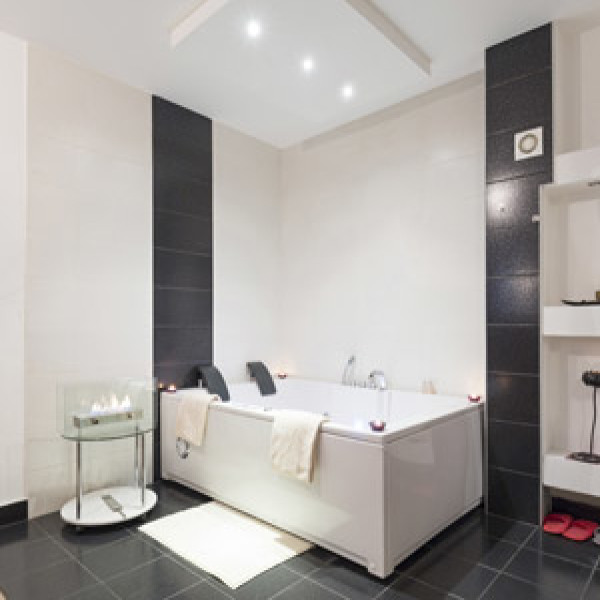 découvrez les prix des faux plafonds pour salle de bain et trouvez des solutions adaptées à votre budget et à vos besoins esthétiques.