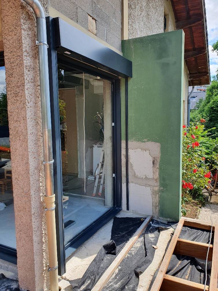 découvrez les prix des fenêtres en rénovation pour choisir la solution adaptée à votre budget et améliorer l'efficacité énergétique de votre habitat.