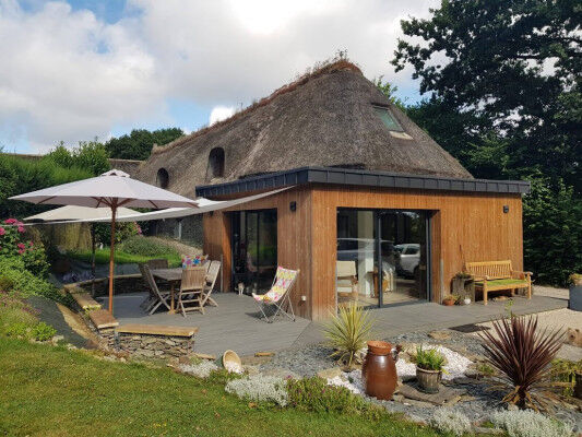 découvrez les prix au m² pour une extension en bois et obtenez un aperçu clair des coûts pour agrandir votre maison avec ce matériau naturel et esthétique.