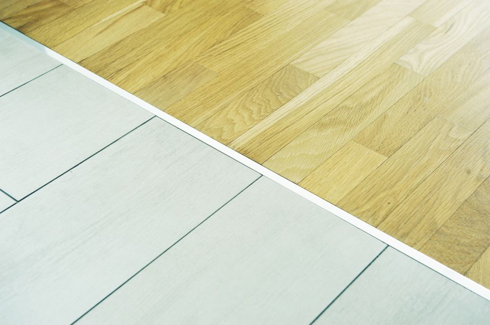 comparez les prix du parquet et de la moquette pour choisir le revêtement de sol adapté à votre budget et à votre style.