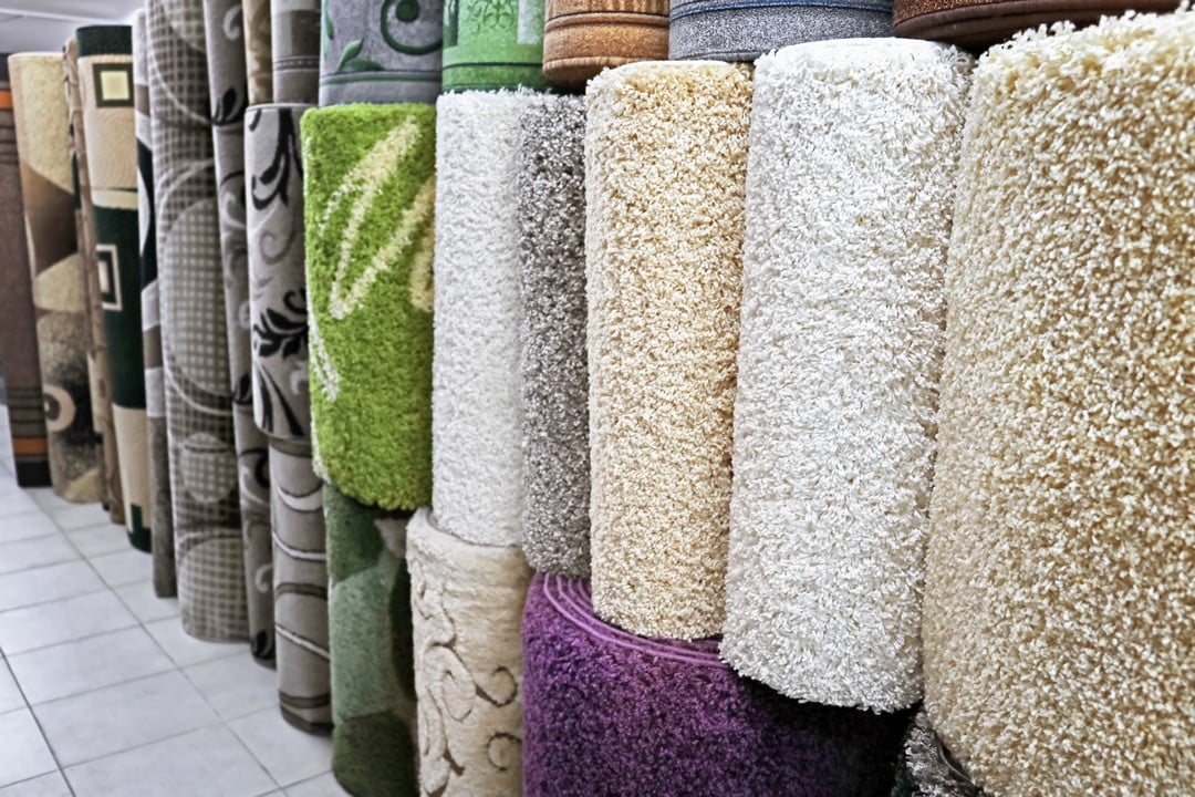 comparez les prix du parquet et de la moquette pour choisir la meilleure option de revêtement de sol en fonction de votre budget et de vos préférences.