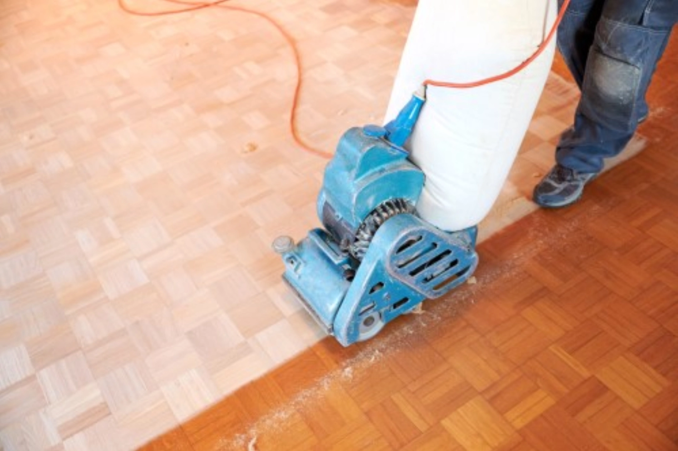 obtenez un devis précis pour le ponçage de parquet au meilleur prix. comparez les offres et choisissez la solution idéale pour restaurer vos sols en bois.