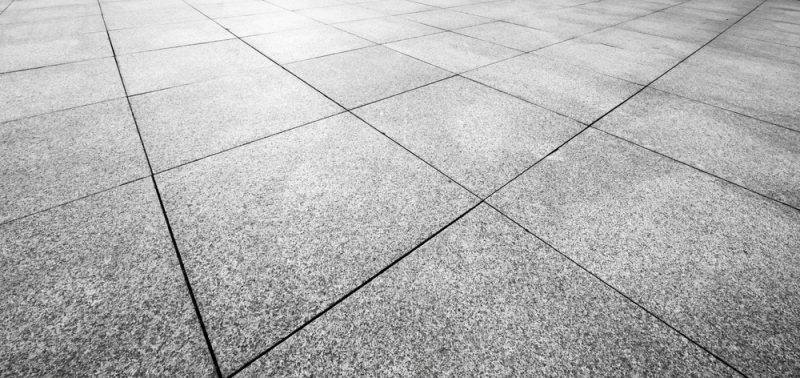 découvrez nos tarifs compétitifs pour la pose de carrelage de terrasse. obtenez un devis personnalisé pour un travail de qualité et durable.