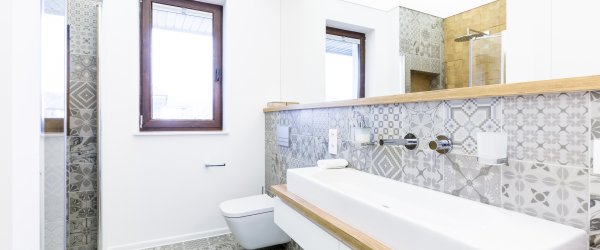 découvrez nos tarifs compétitifs pour la pose de faïence, un service de qualité pour embellir vos espaces avec élégance et durabilité.