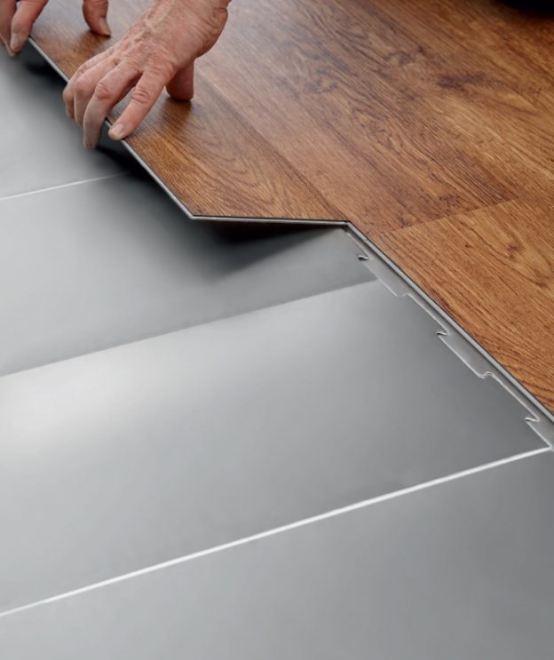 découvrez le prix de la pose de parquet flottant : tarifs, facteurs influençant le coût et conseils pour bien choisir votre artisan.