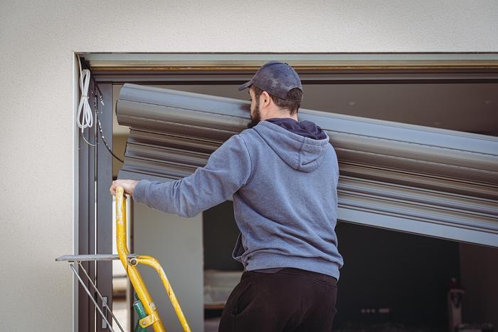 découvrez les prix pour la pose d'un volet électrique. guide complet des tarifs, conseils et facteurs influençant le coût de l'installation de volets électriques.