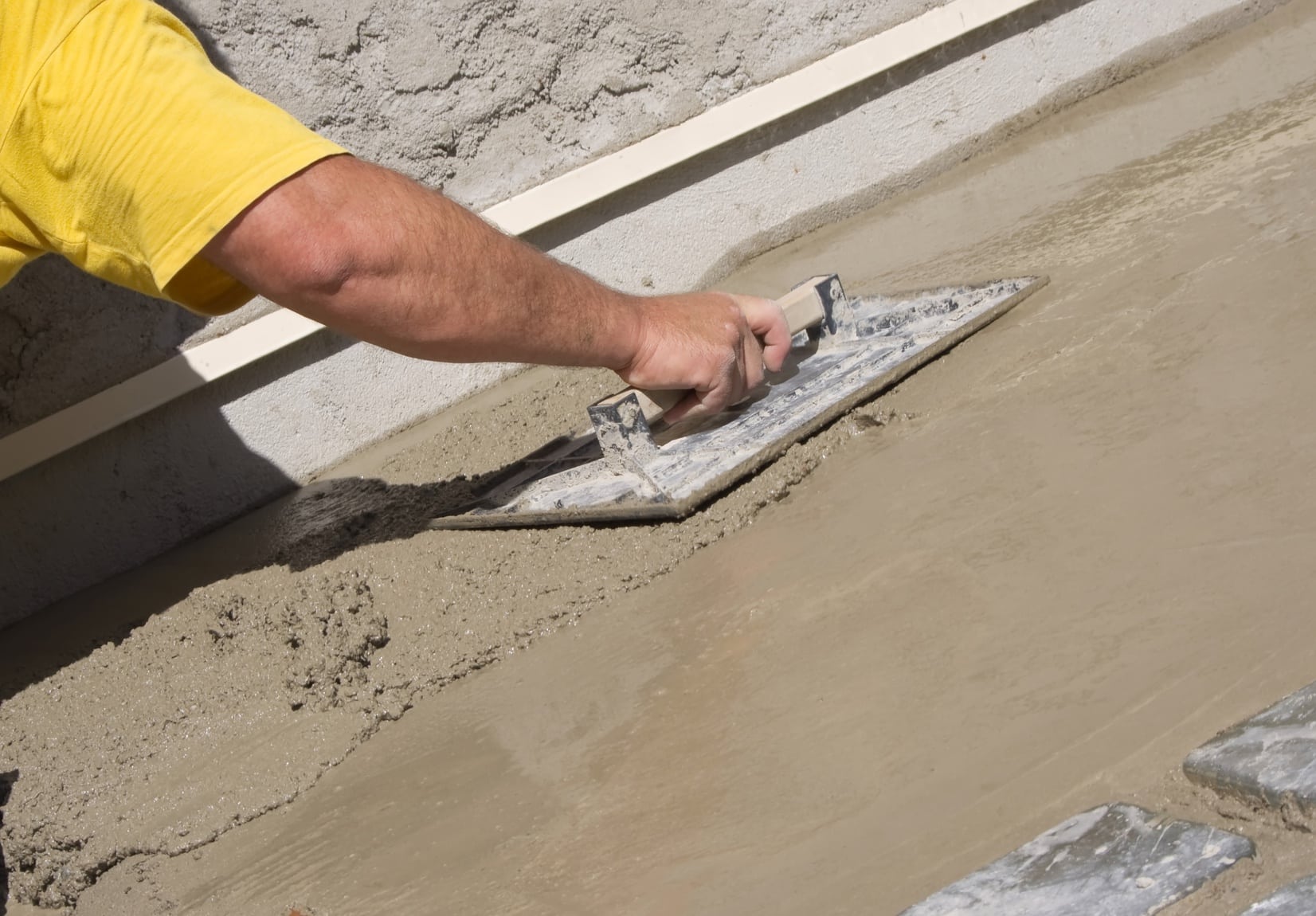 prix ragreage fibre au m2 2 découvrez les prix du ragréage fibré au m² pour vos travaux de rénovation. guide complet pour estimer le coût et choisir la meilleure solution adaptée à votre projet.