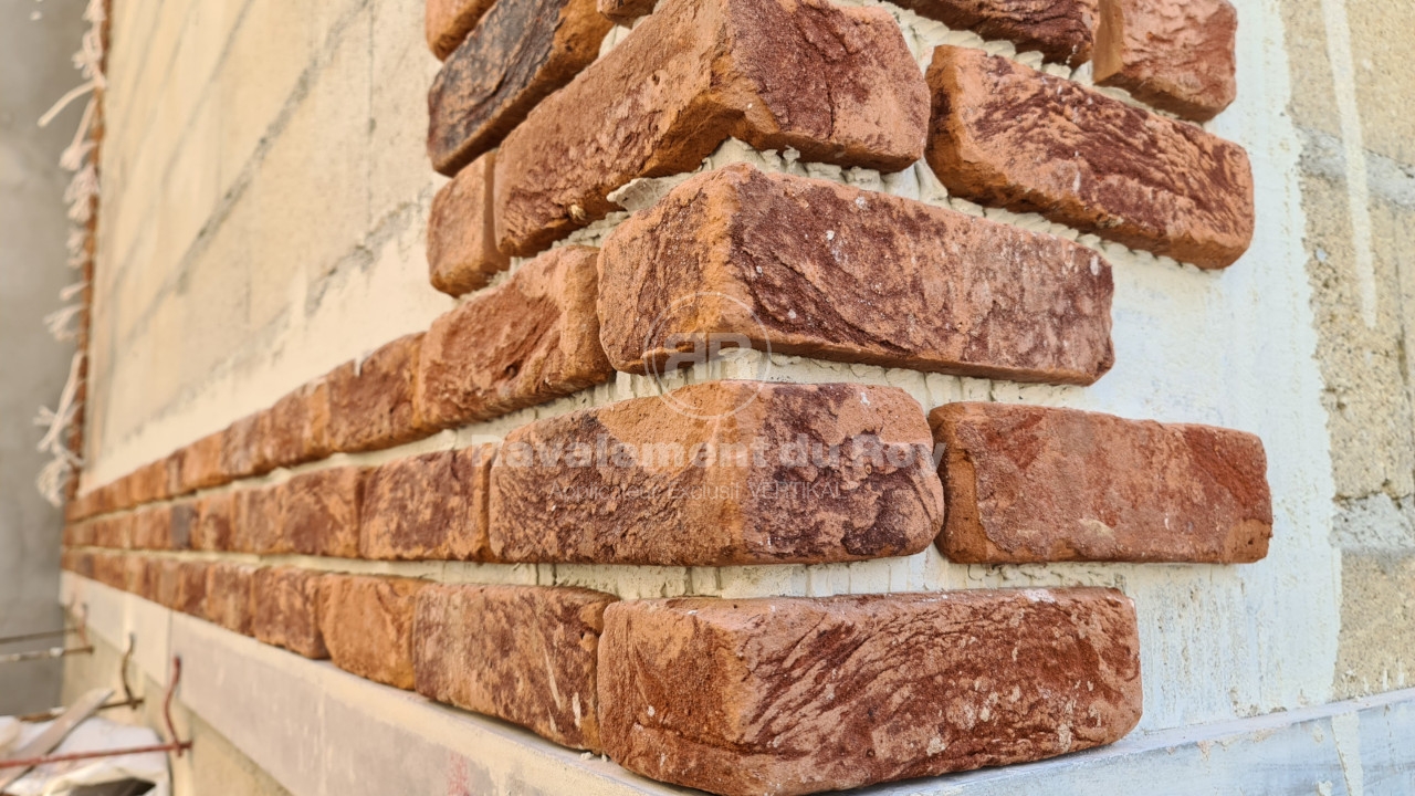 découvrez nos conseils et tarifs pour le ravalement de façade en brique. obtenez un devis précis pour valoriser et protéger votre façade efficacement.