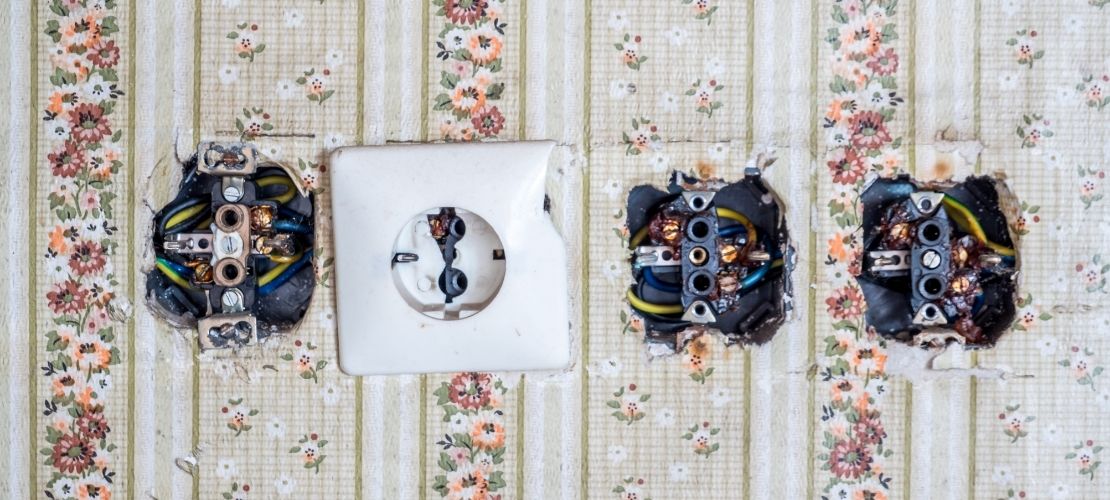 découvrez les prix pour refaire l'électricité d'une maison de 150m2 : tarifs, conseils et estimation pour un chantier sécurisé et conforme aux normes.