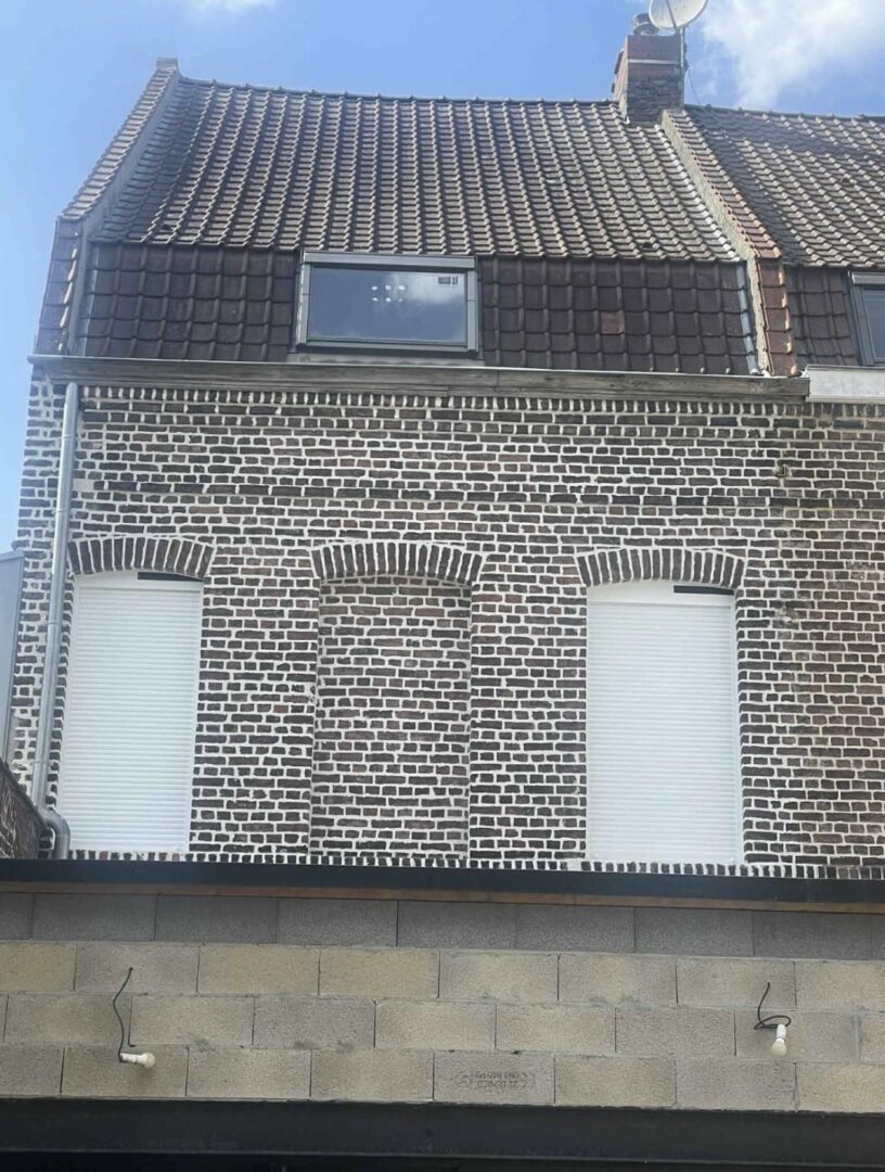 découvrez les prix de rénovation de façade en béton dans le 11ème arrondissement de paris. obtenez des devis compétitifs pour restaurer votre façade avec des professionnels qualifiés.