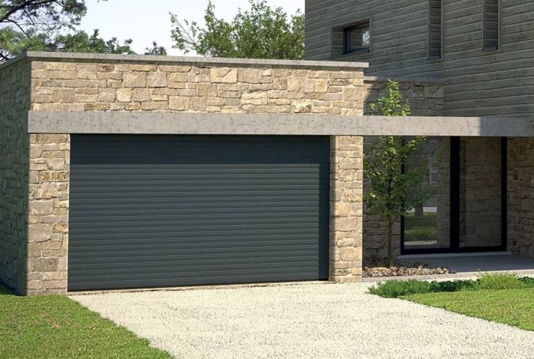 découvrez nos conseils pour connaître le prix de rénovation de votre garage et économisez dès maintenant sur vos travaux grâce à nos astuces pratiques.