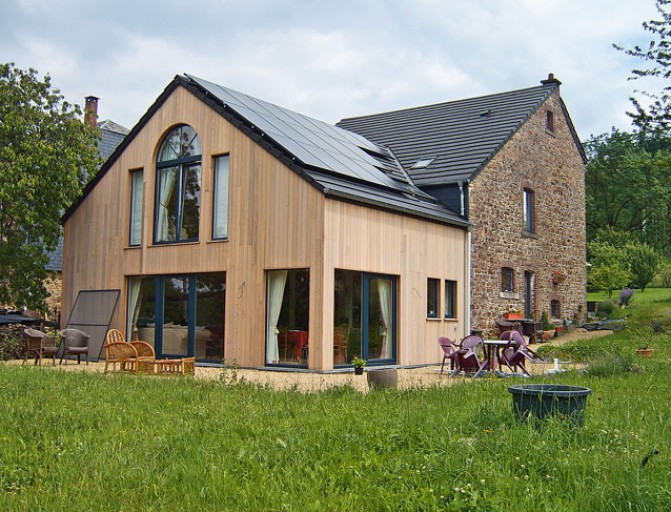 découvrez les prix moyens pour la rénovation d'une grange, conseils et estimations détaillées pour votre projet de transformation.