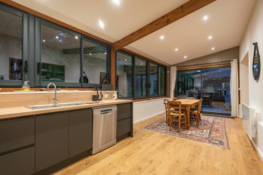 découvrez notre guide complet pour estimer le prix de la rénovation d'une longère. conseils pratiques et budget détaillé pour réussir vos travaux.