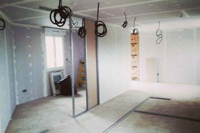 prix renovation maison 120m2 couts essentiels découvrez les coûts essentiels pour la rénovation d'une maison de 120m2. estimez votre budget avec nos conseils pratiques et astuces pour maîtriser vos dépenses.