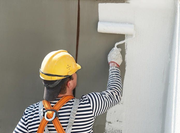 découvrez les prix pour repeindre une façade et obtenez des conseils pour estimer le coût selon la surface, les matériaux et les finitions choisies.