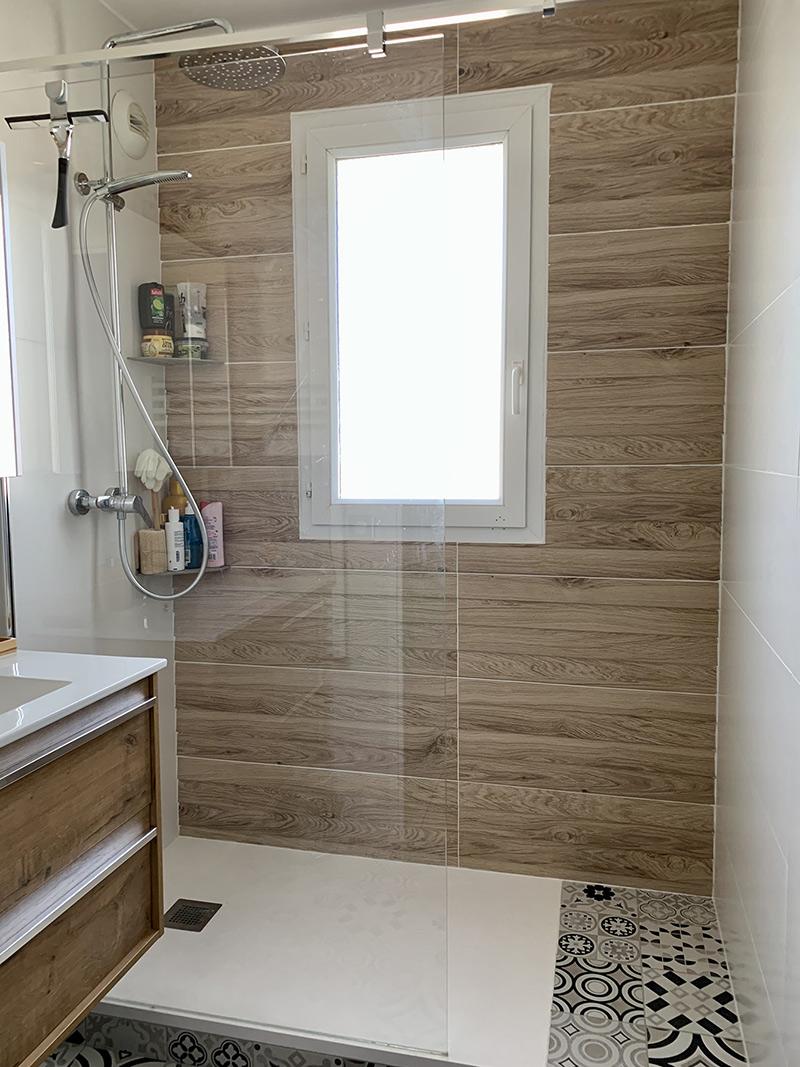 découvrez nos solutions clé en main pour votre salle de bain à prix compétitifs. profitez d'une rénovation complète, rapide et sans souci, adaptée à votre budget.