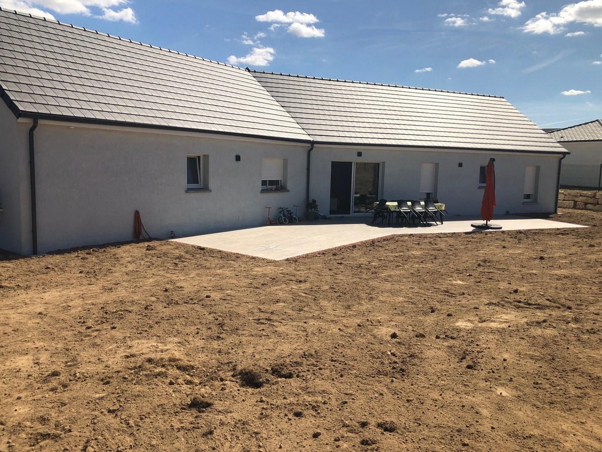 découvrez la comparaison des prix entre un toit plat et un toit traditionnel pour bien choisir votre couverture selon votre budget et vos besoins.