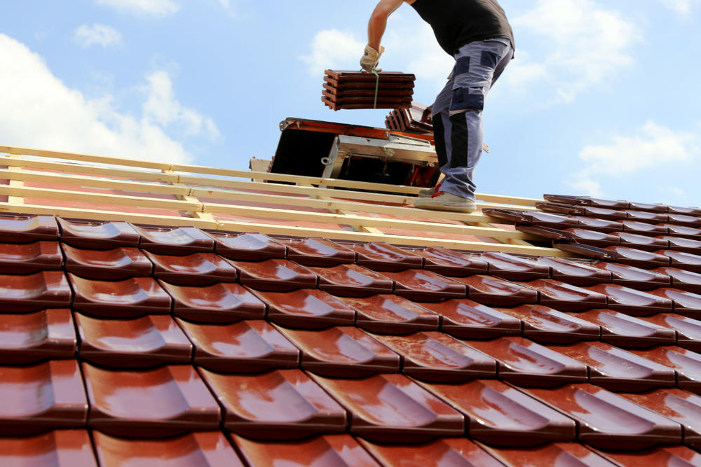 découvrez les prix des travaux de toiture pour bien planifier votre budget rénovation. conseils et informations sur les coûts selon les matériaux et la main-d'œuvre.
