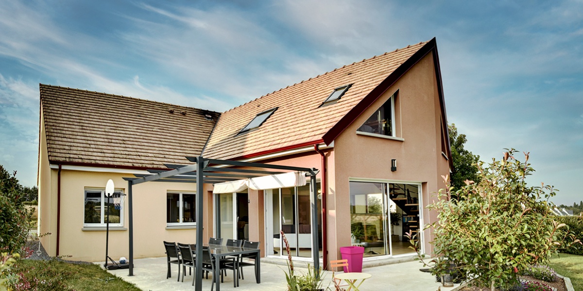 découvrez notre projet de rénovation maison avec des experts pour transformer votre habitat en un espace moderne, confortable et personnalisé.