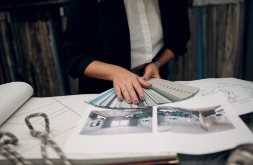 découvrez comment réussir votre reconversion en architecte d'intérieur en 2025 avec nos conseils, formations et meilleures pratiques pour une transition professionnelle réussie.