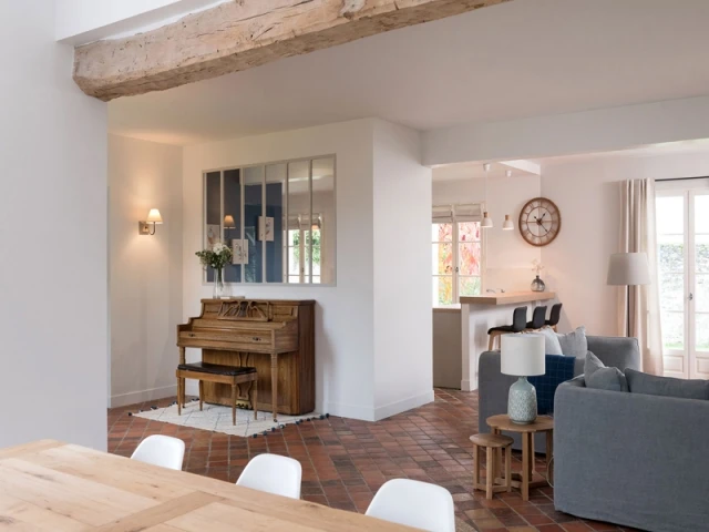 découvrez comment refaire votre maison gratuitement grâce à nos conseils, astuces et solutions pour rénover sans dépenser.