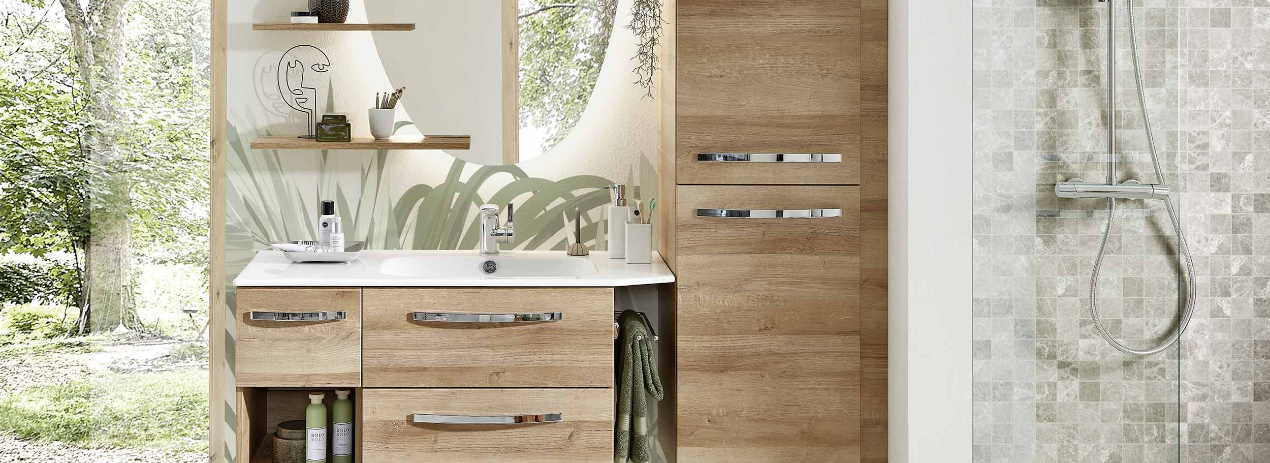 découvrez à qui confier la rénovation de votre salle de bain : conseils pour choisir le professionnel adapté et réussir vos travaux en toute sérénité.