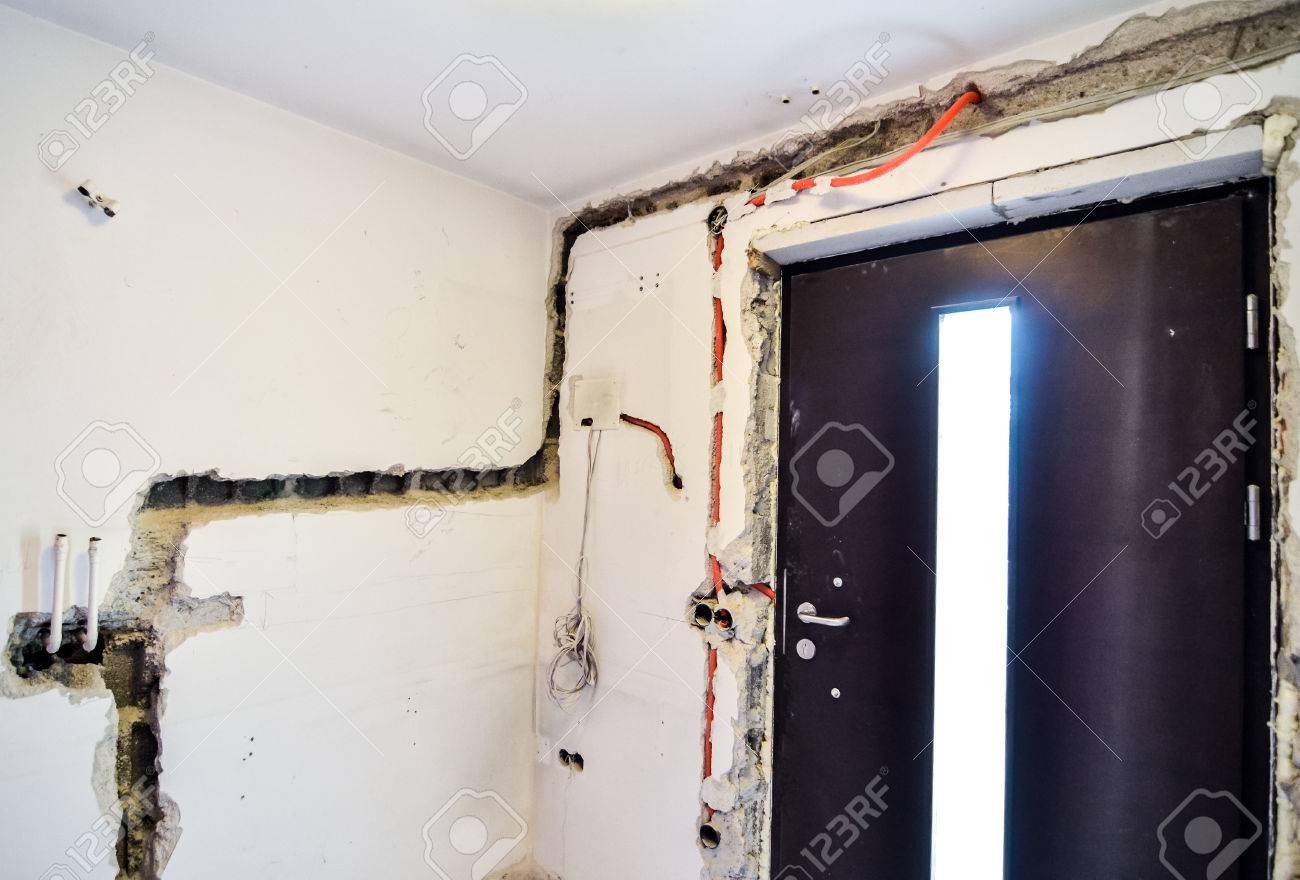 réfection électrique complète pour appartements anciens : modernisez votre installation en toute sécurité avec des professionnels qualifiés.