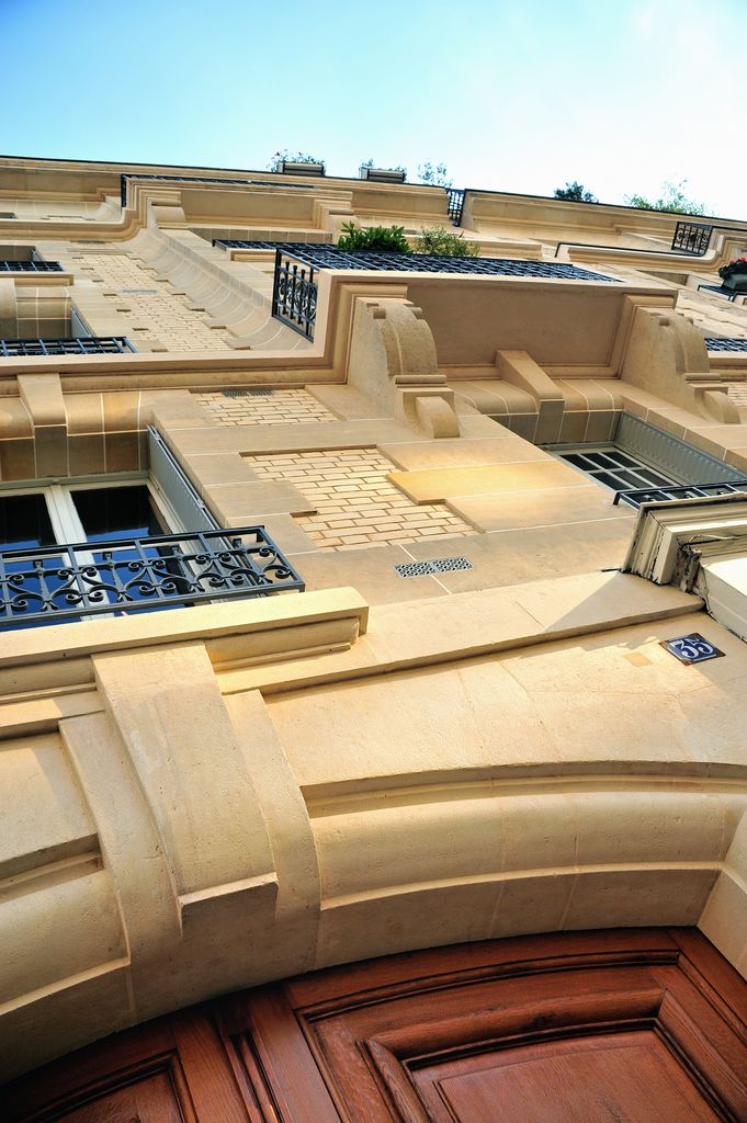 spécialistes en réfection de façade en béton pour immeubles dans le 3e arrondissement de paris. qualité et durabilité pour un bâtiment rénové avec expertise.