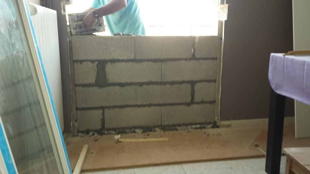 service professionnel de remplacement de porte-fenêtre pour améliorer l'isolation et l'esthétique de votre habitation. devis rapide et installation garantie.