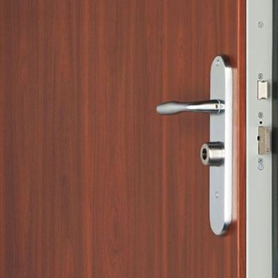 service professionnel de remplacement de serrure pour porte blindée à paris 16. intervention rapide et sécurisée pour garantir la protection de votre domicile.