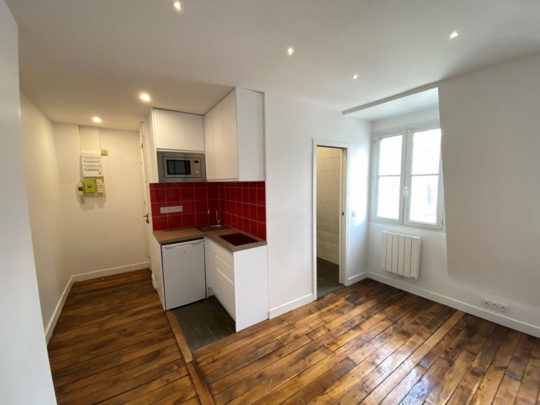 expert en rénovation d'appartement à paris (75), nous transformons votre intérieur avec qualité et savoir-faire. devis personnalisé et projets clés en main.