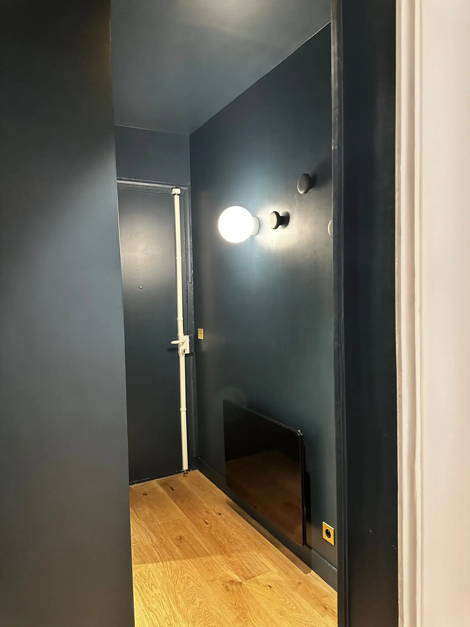 expert en rénovation d'appartements à paris 12, nous transformons votre intérieur avec qualité et savoir-faire. devis personnalisé et résultats sur mesure.