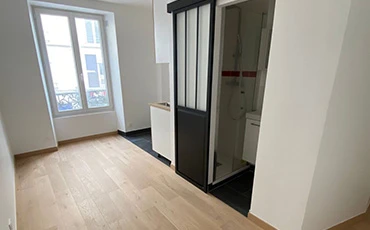 expert en rénovation d'appartement à paris, certifié rge qualibat, garantissant des travaux de qualité, économes en énergie et conformes aux normes environnementales.