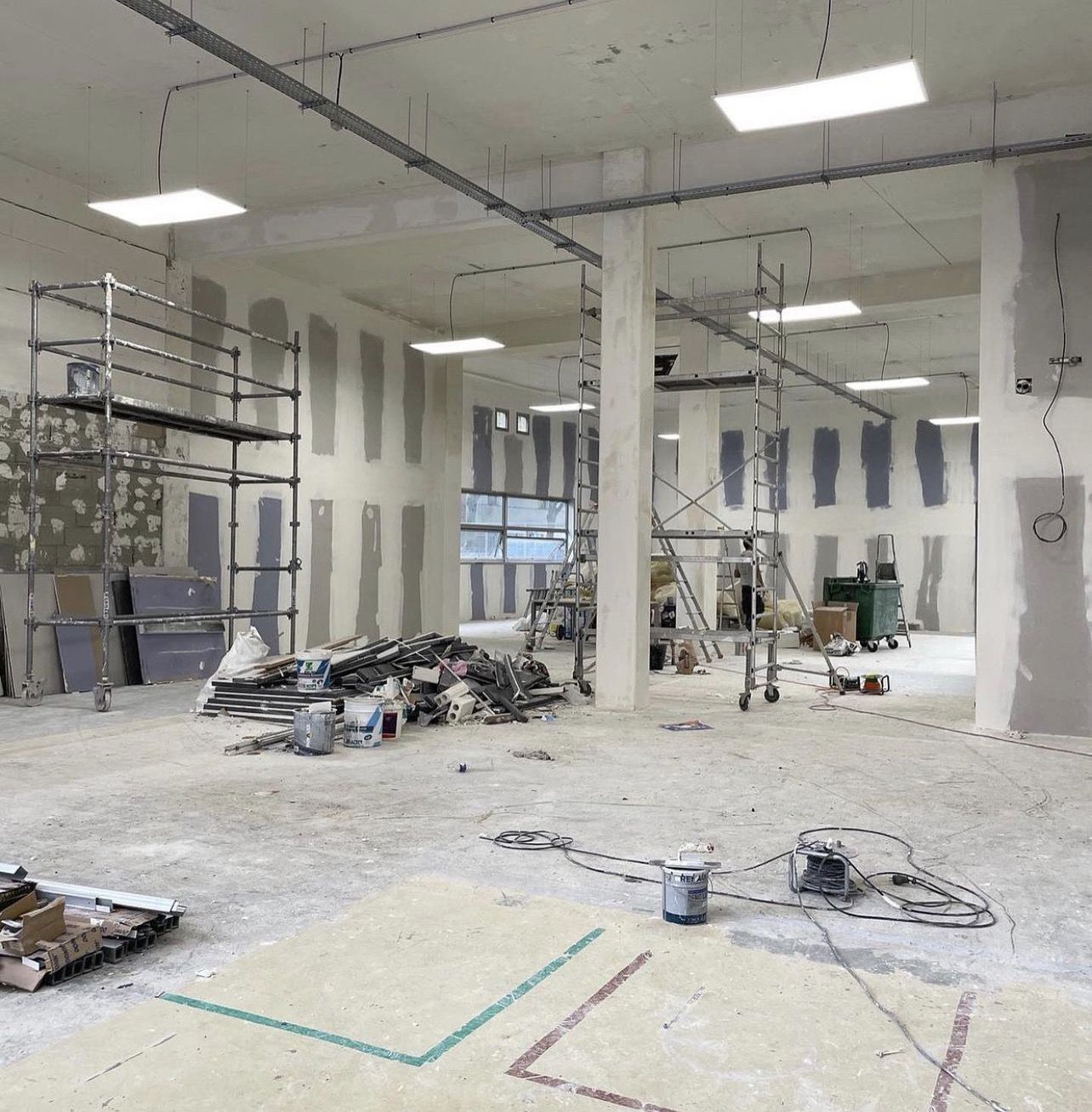 expert en rénovation artisanale pour votre local commercial à paris 11, alliant savoir-faire traditionnel et qualité pour transformer votre espace professionnel.